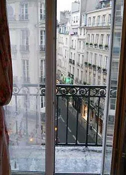Hotel Le Petit Trianon Paris