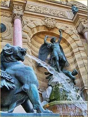 Hotel Le Petit Trianon Paris